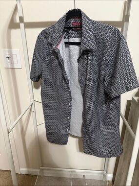Axist Navy and White Geometric Short-Sleeve Button-Down Shirt